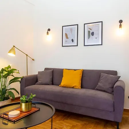 Loucas Apartment *